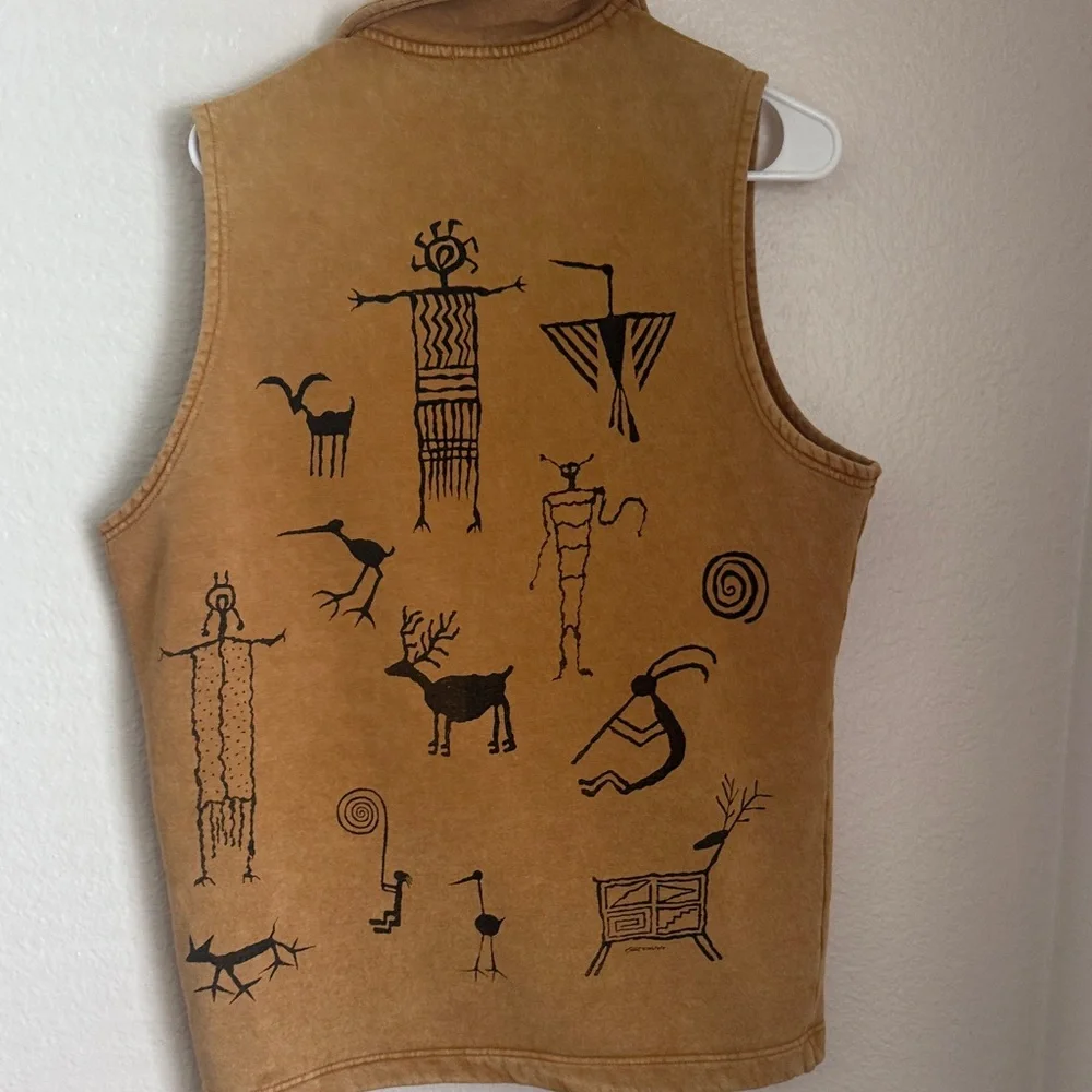 Bfofo vintage unique Tan Vest with Black Tribal Print - Picture 7 of 9